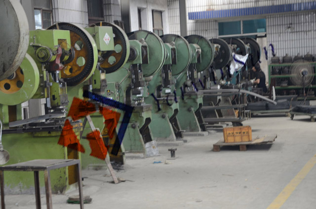 Common punching machine